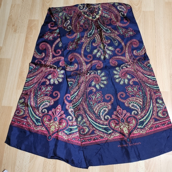 PIERRE BALMAIN Silk long scarf Authentic - Picture 4 of 6